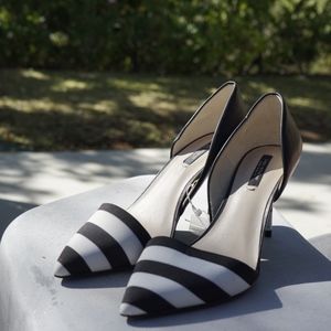 Beautiful New Black and White Zara heels